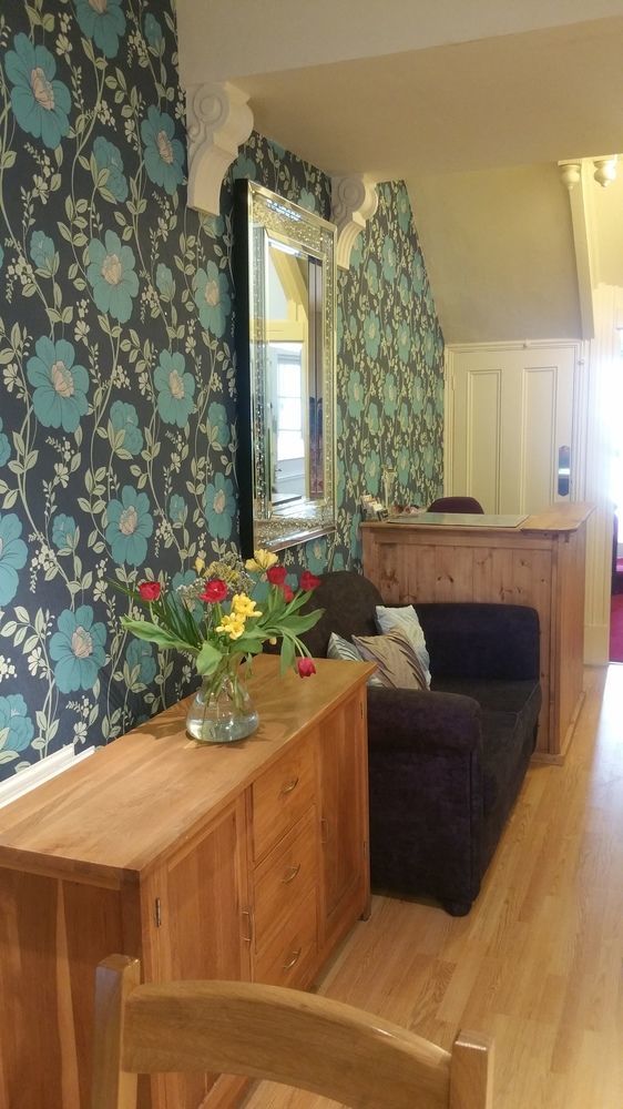 Diamonds Guest house 3*